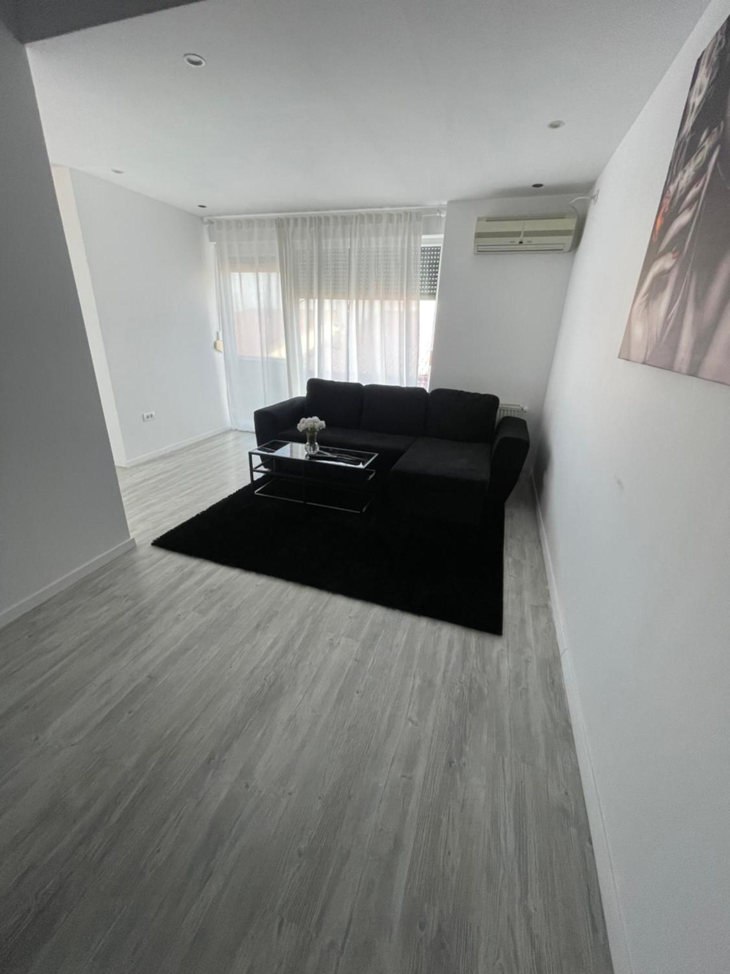 Marisah Residence #2 Otopeni Kültér fotó