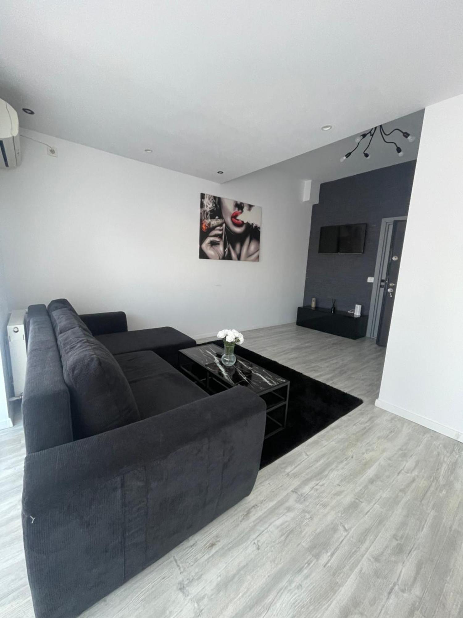 Marisah Residence #2 Otopeni Kültér fotó